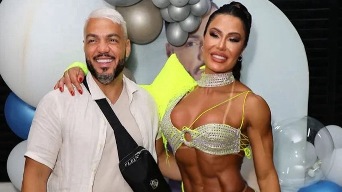 Belo e Gracyanne Barbosa anunciaram o fim do relacionamento - (Foto: reprodução/Instagram)