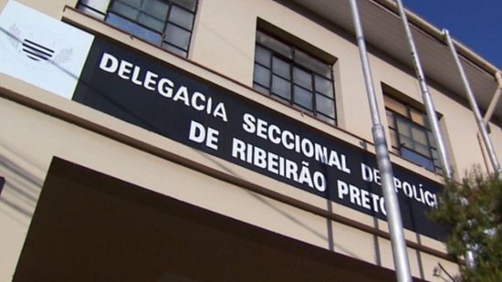 Um homem entrou armado na última quarta-feira (16) em uma escola municipal localizada em Ribeirão Preto, interior de São Paulo - Freepik