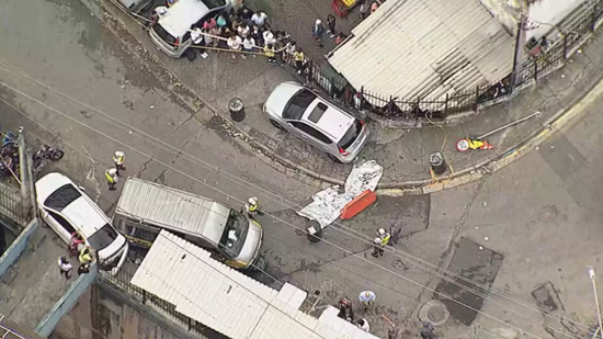 Criança de 10 anos morre após ser atingida por van escolar em São Paulo - Créditos: Reprodução/ Rede Globo