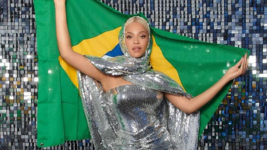 Beyoncé com a bandeira do Brasil - Foto: Reprodução/ Instagram
