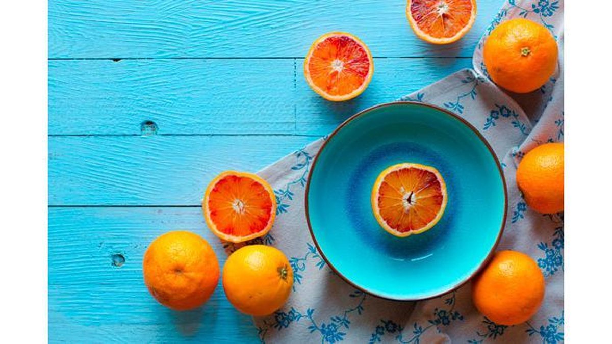 Rica em vitamina C, a laranja favorece a absorção de ferro pelo organismo - Shutterstock