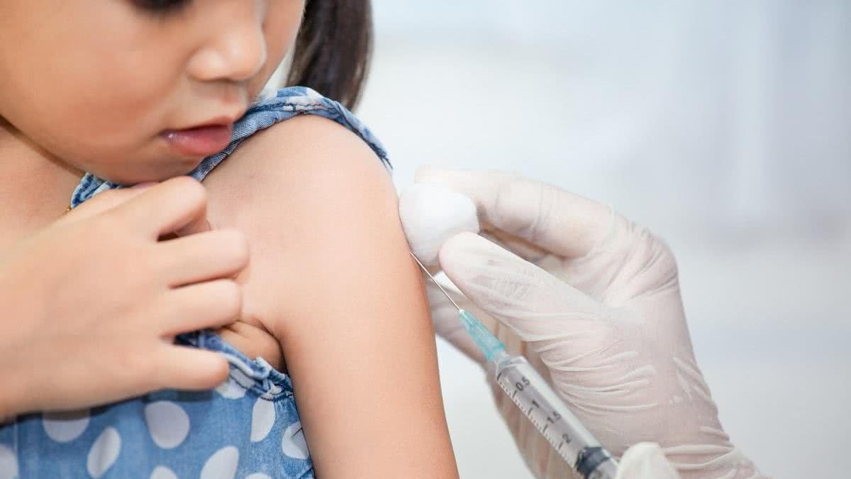 Vacinação crianças contra a Covid-19 - ThinkStock