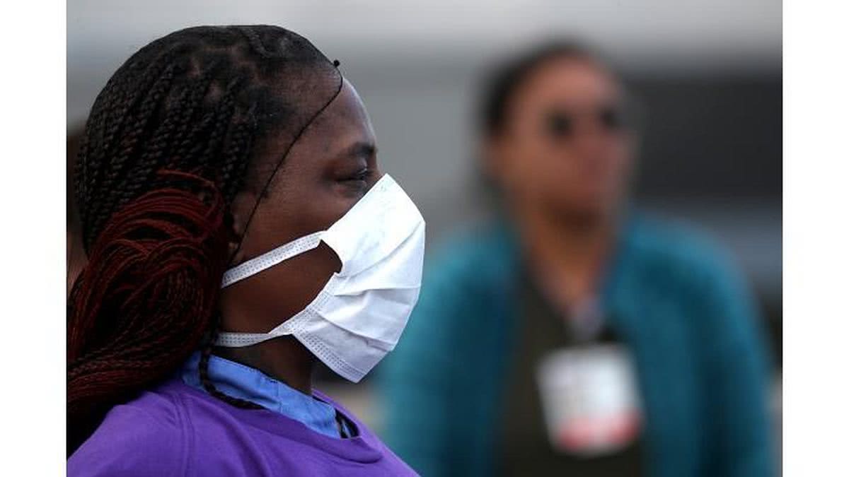 Família do primeiro caso de morte por coronavírus do Brasil sofre com sintomas da doença - Getty Images