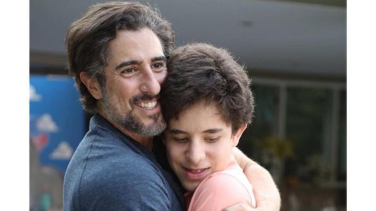 Marcos Mion e seu filho Romeo - Reprodução/ Facebook/Fanpage do Marcos Mion