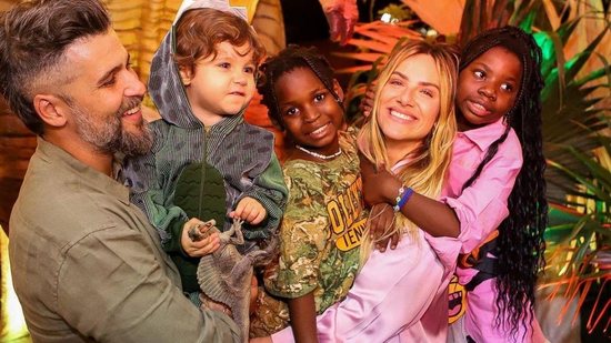 Giovanna adotou Tití e Bless no Malawi - Reprodução / Instagram