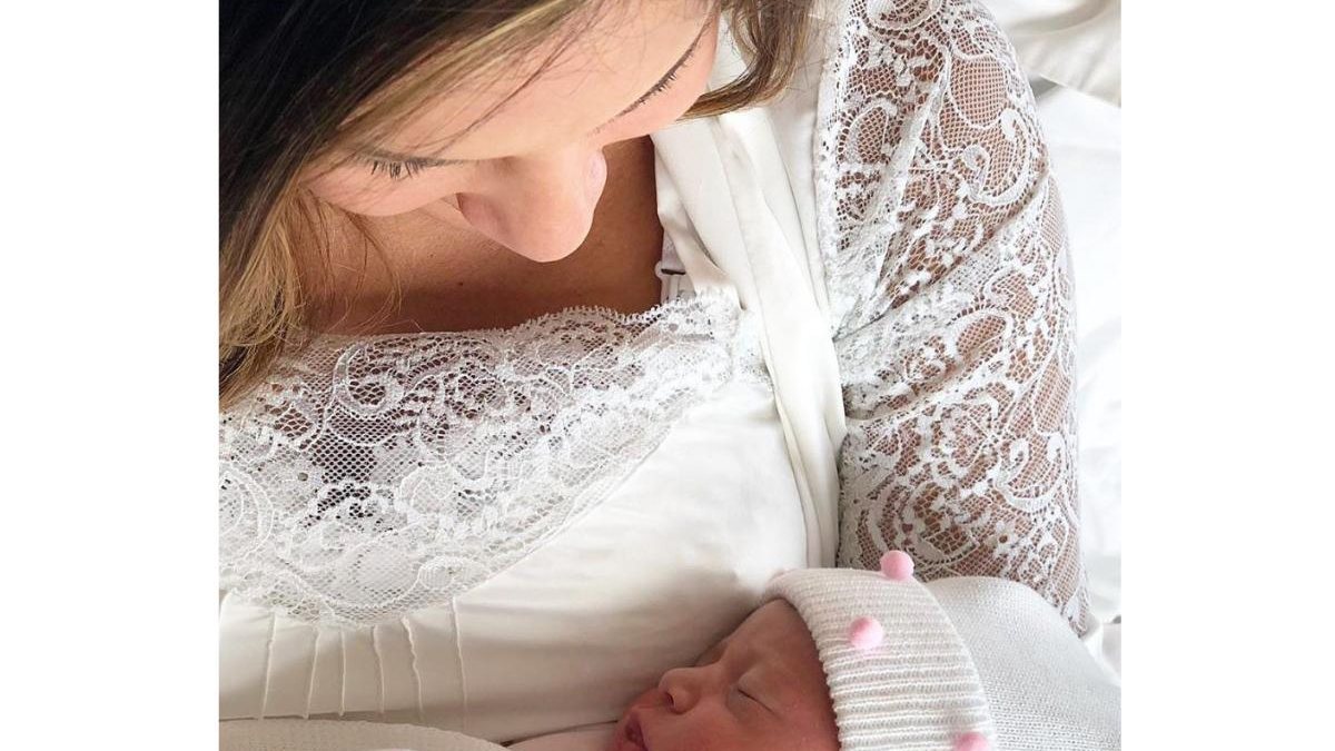 Claudia Leitte é mãe de Bela, de 1 mês - Reprodução/Instagram, @claudialeitte