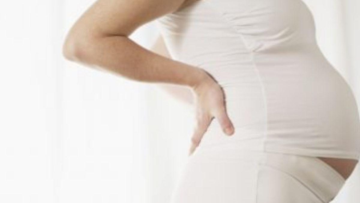 Veja 3 maneiras para aliviar as dores nas costas durante a gravidez e o motivo por trás delas - Getty Images