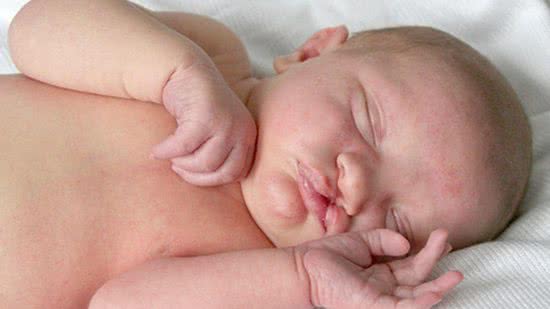 A bebê foi adotada depois de quatro meses - Getty Images