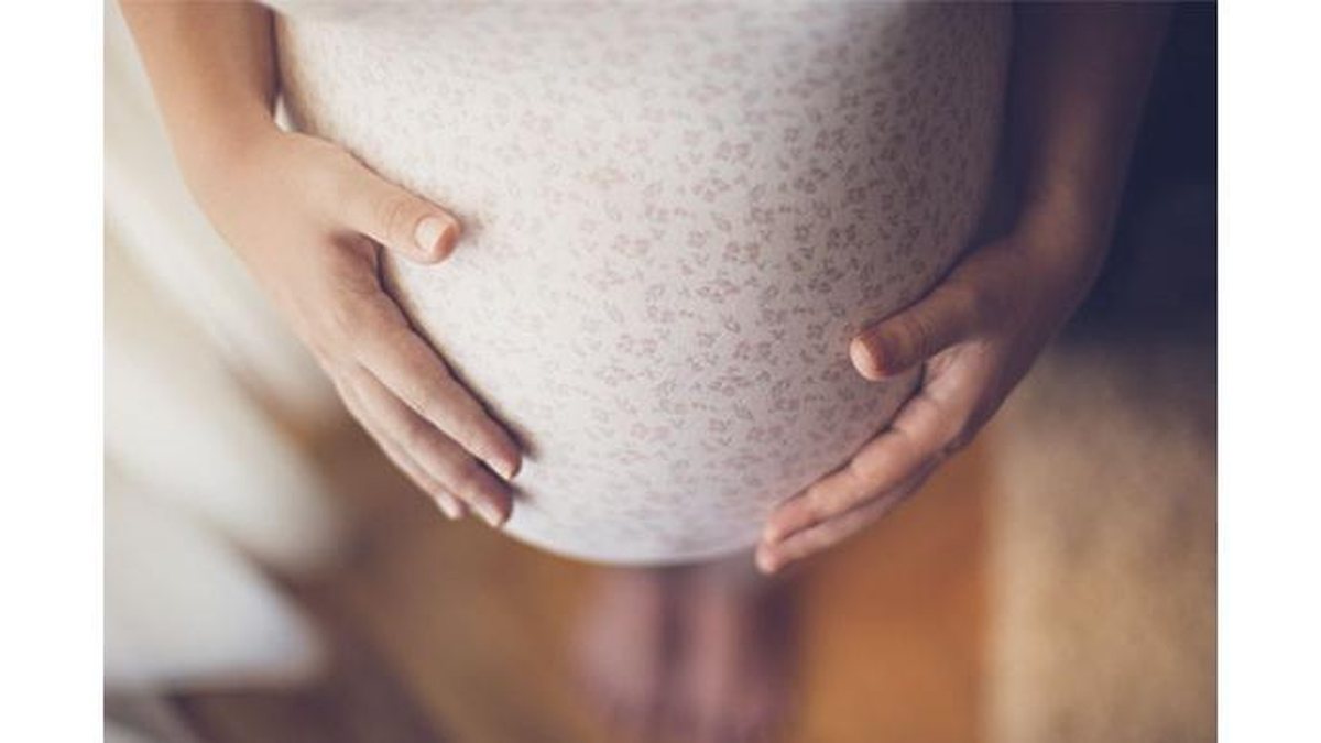 Uma mãe desabafou nas redes sociais após sua melhor amiga contar para todos sobre sua gravidez - Getty Images