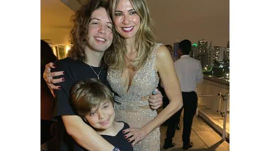 Luciana e o filho, Lucas Jagger - Reprodução / Instagram @lucianagimenez