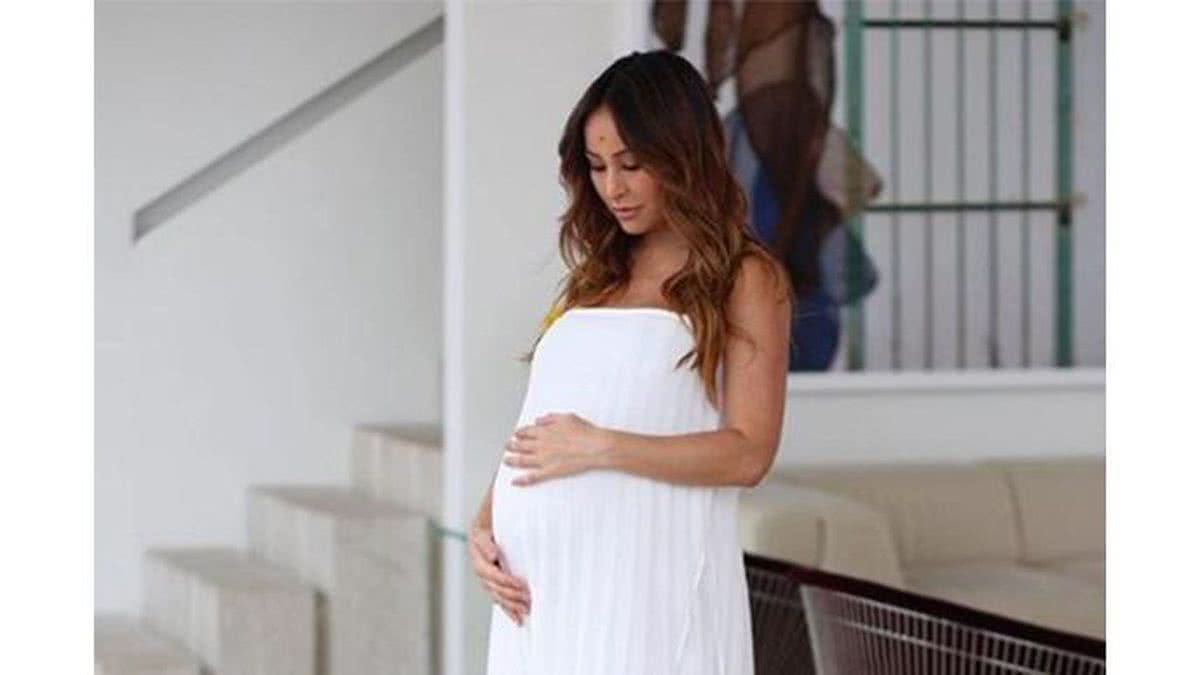 Sabrina realizou cesária depois de 24 horas de trabalho de parto - Reprodução/Instagram