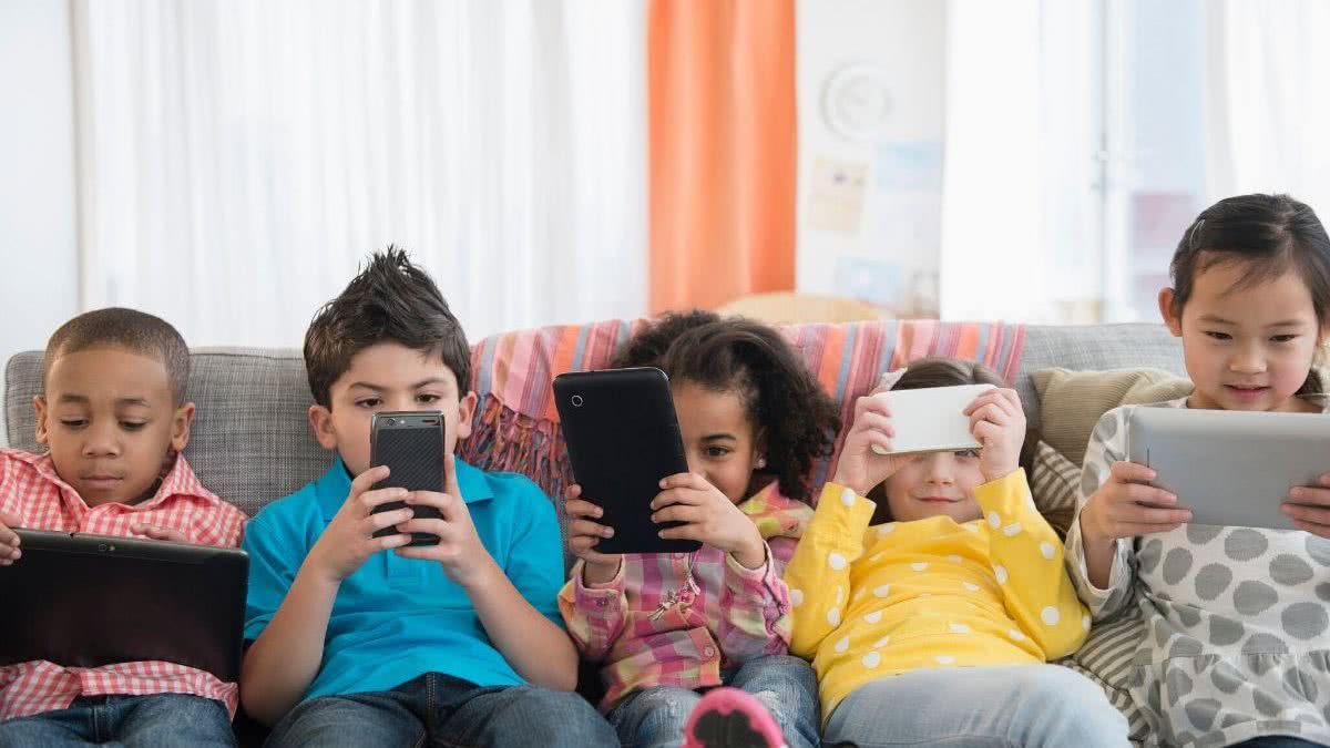 Laura Mazza desabafou sobre dar iPads para os filhos - Reprodução / The Sun