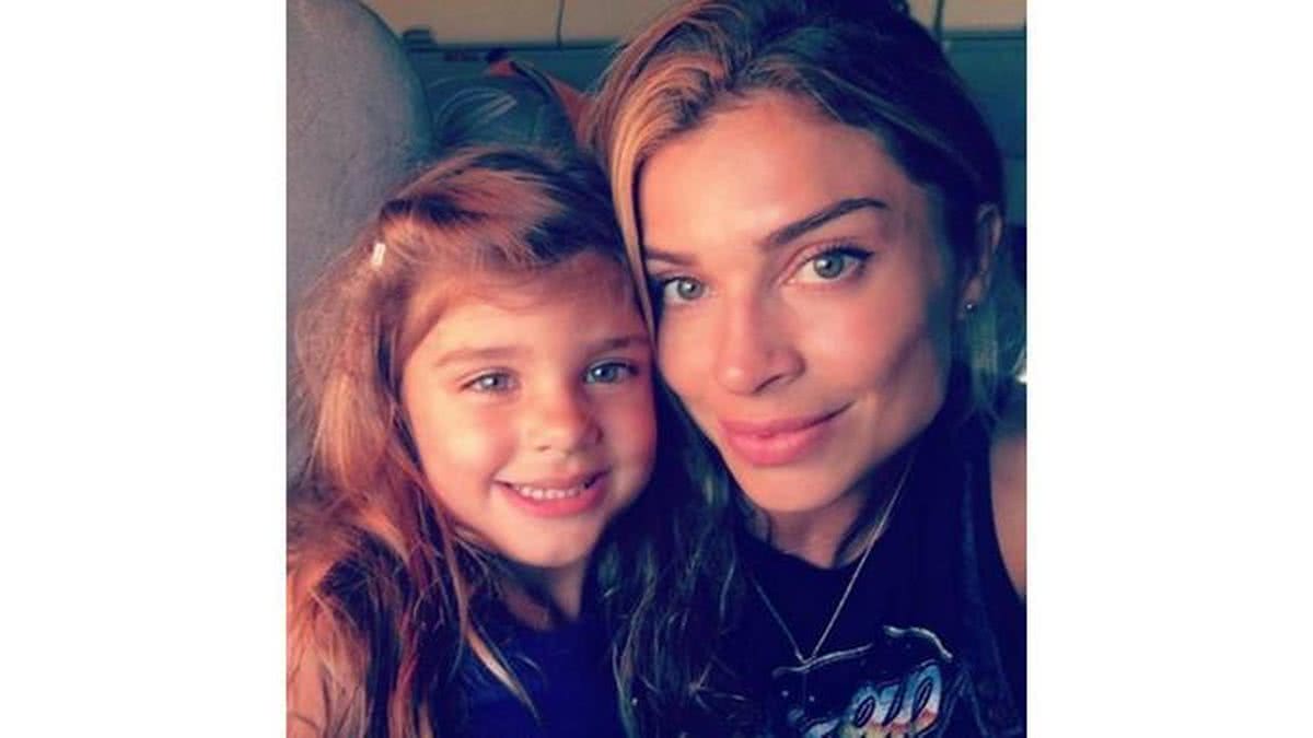 Grazi Massafera não gosta de publicar sua intimidade com a filha nas redes sociais - Reprodução / Instagram @massafera