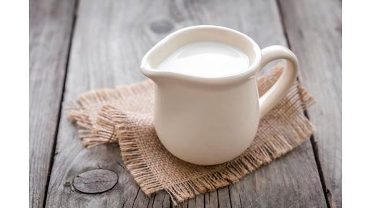 A recomendação ideal é de que as crianças consumam três porções de leite e derivados por dia - Shutterstock
