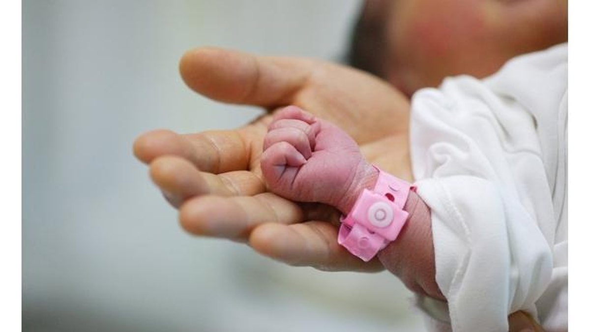 Imagem Parteiras podem evitar dois terços das mortes de mães e recém-nascidos