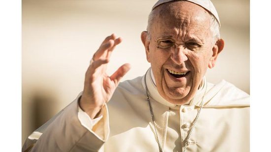 Papa Francisco faz discurso e fala sobre a importância de cuidarmos das pessoas - reprodução/ Getty Images
