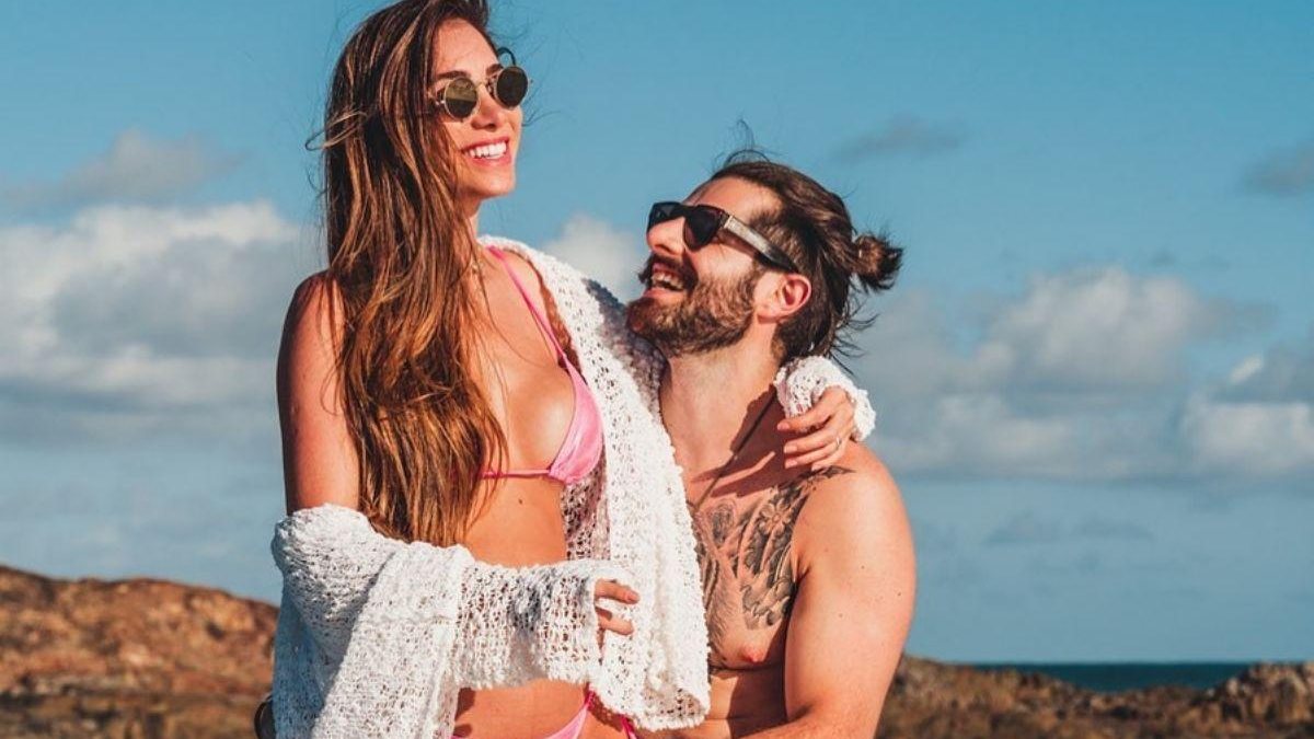 O casal compartilhou a notícia nas redes sociais - Reprodução / Instagram @romananovais