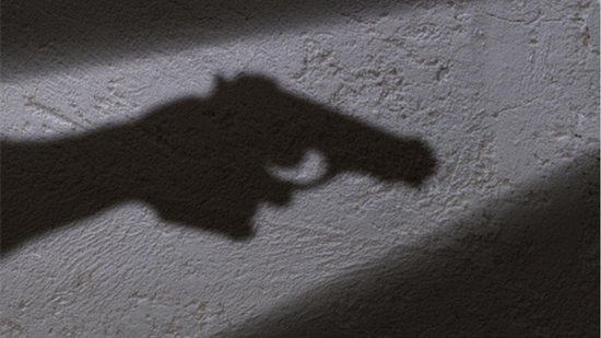 Homem armado mata 14 crianças e uma professora em escola no Texas