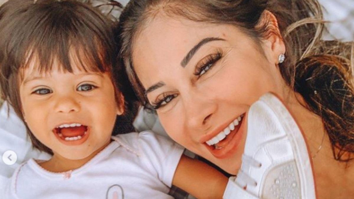 Mayra Cardi mostra detalhes do closet da filha de 2 anos: “Tem até poltrona pra descansar” - reprodução Instagram