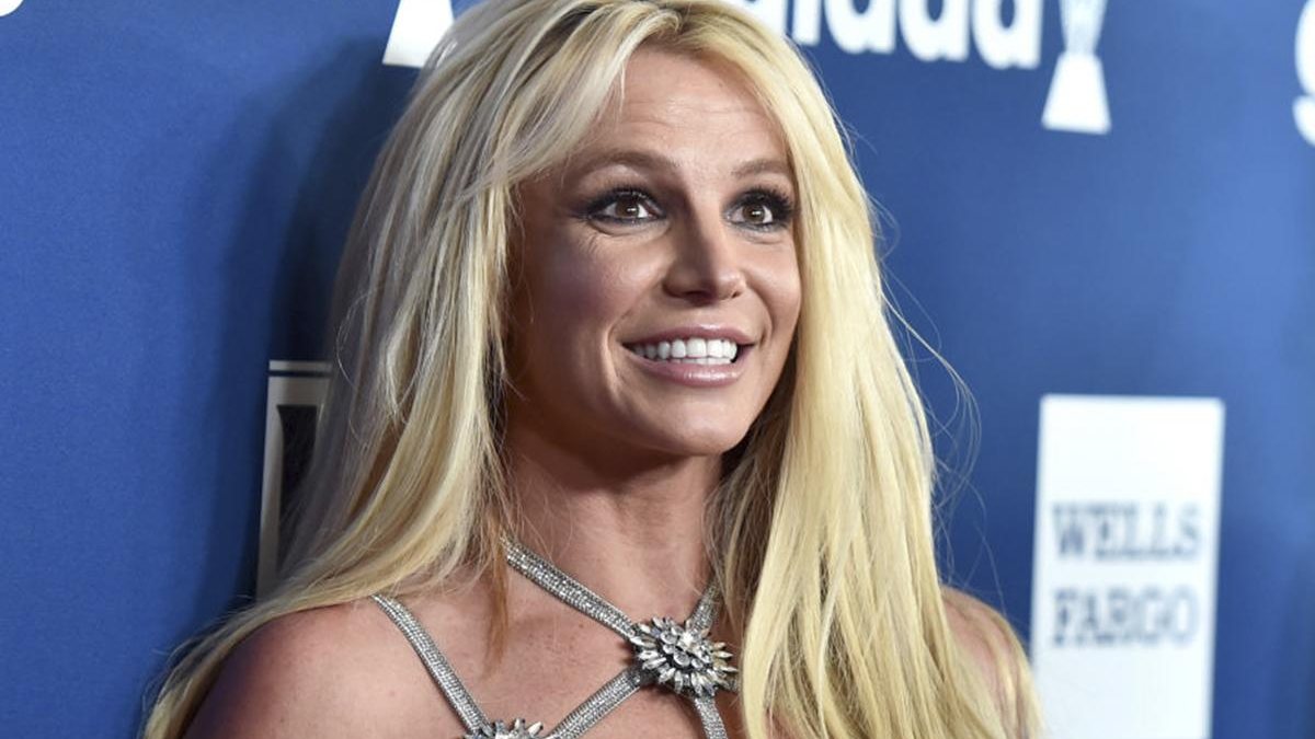 Imagem Filhos de Britney Spears surpreendem ao aparecerem juntos em foto rara