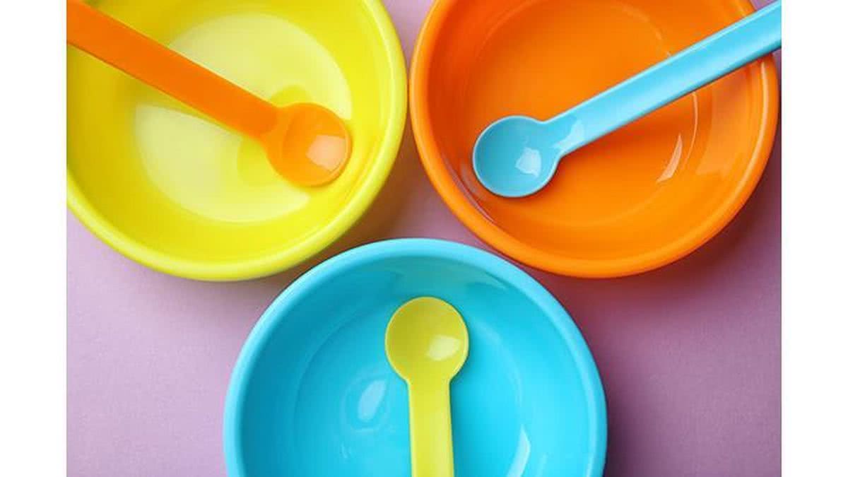 Forçar o seu filho a comer novos alimentos pode não ser eficaz - Getty Images