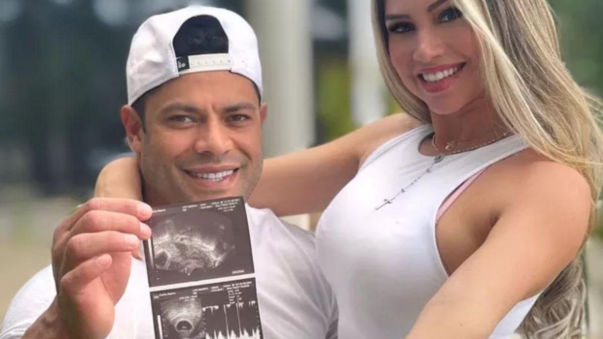 Hulk e Camila Ângelo anunciam gravidez - Reprodução/ Instagram