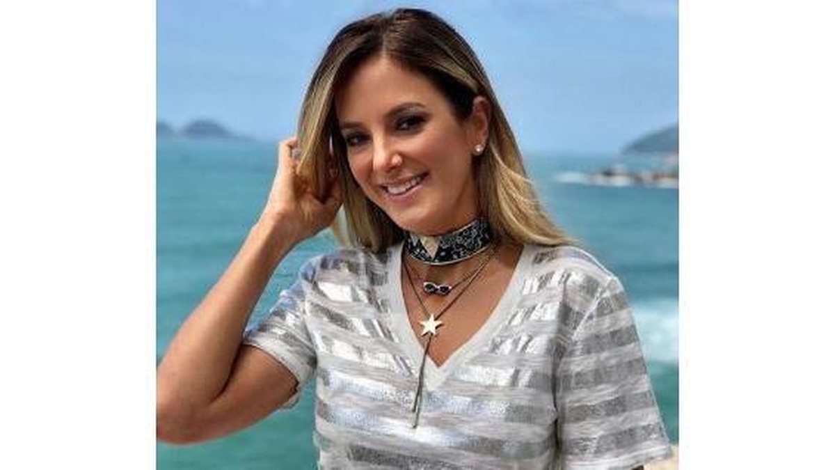 Ticiane Pinheiro revelou a gravidez na véspera do Ano Novo (Foto: Reprodução / Instagram 