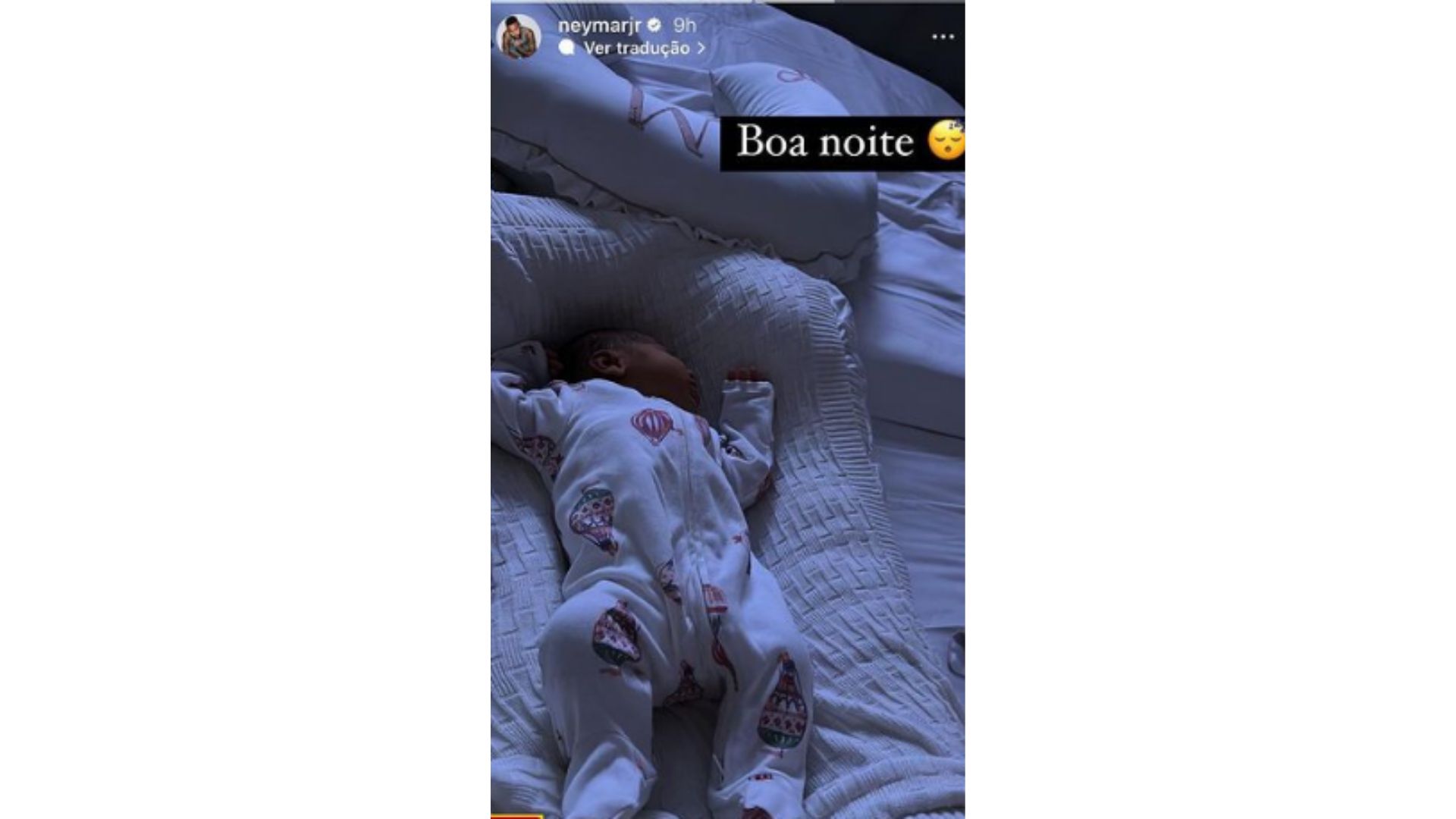 Storie de Neymar com foto de Mavie recém-nascida dormindo