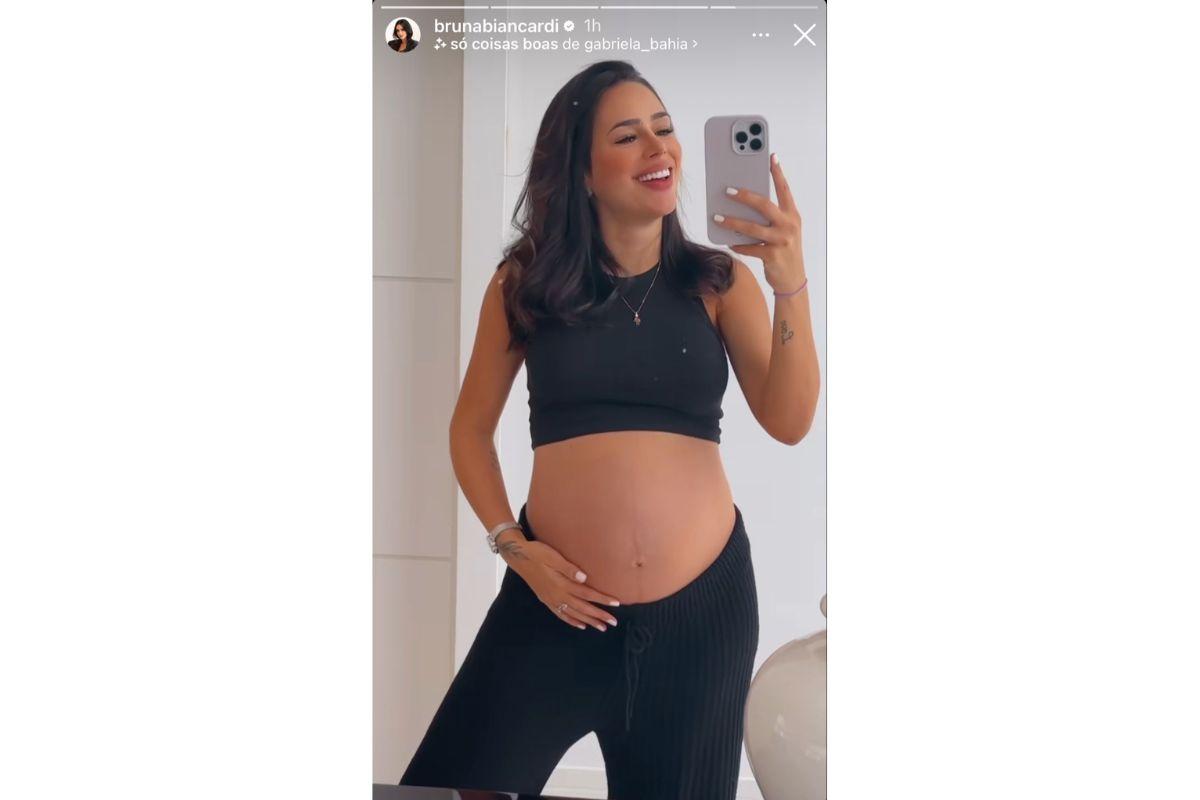 Bruna Biancardi mostrou a barriga de grávida e desmentiu os boatos