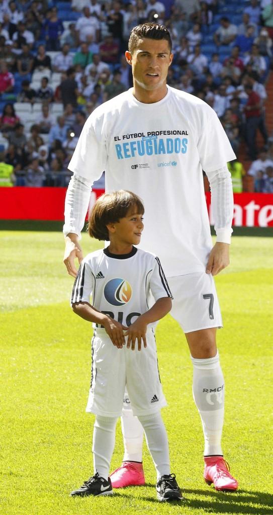 Cristiano Ronaldo e menino refugiado 2